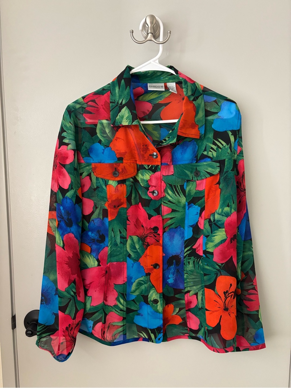 Chico’s 100% Silk Tropical Floral Button Down Blouse